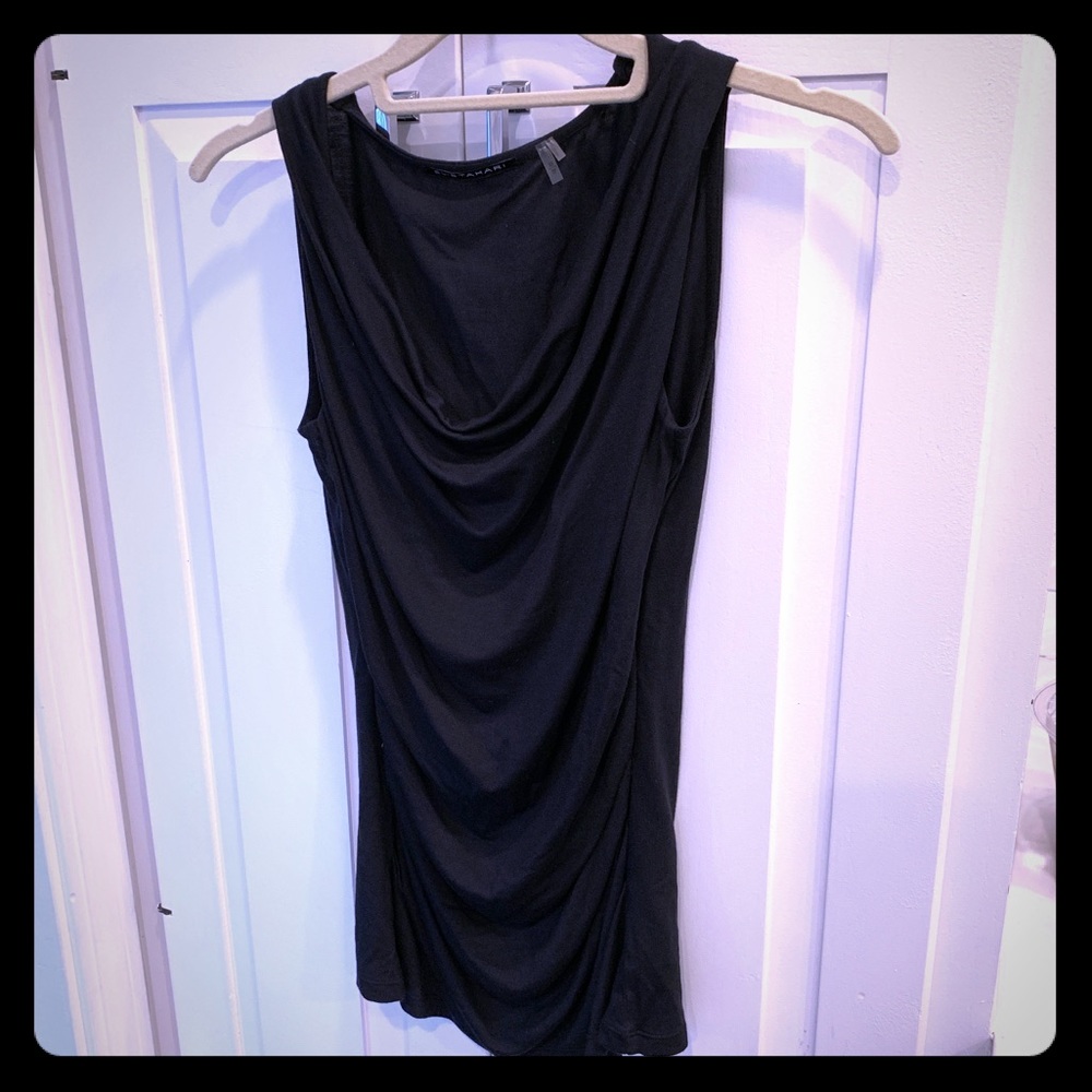 Elle Tahari black sleeveless top, perfect cond.